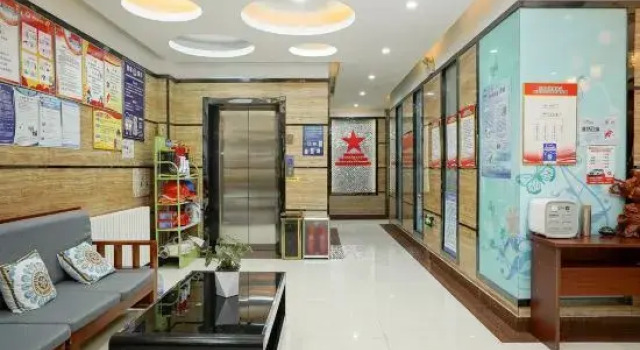 Youkejia Express Hotel, Prenota Hotel Hotel a Shandong con parcheggio, Parcheggio