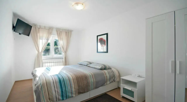 Apartment Karla, Забронировать Апартаменты/квартира Отели Острова Цреса с парковкой, Парковка