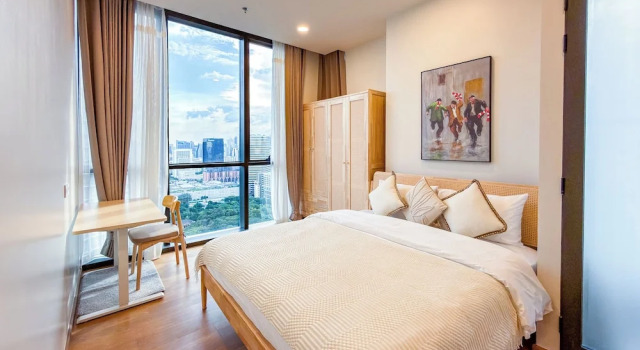 Luxury Downtown Bangkok 2BR 2BA · Sky Pool Gym · 5min Walk to Siam Paragon