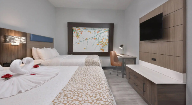 Четырёхместный номер Standard Brookstone Lodge near Biltmore Village, an Ascend Collection Hotel