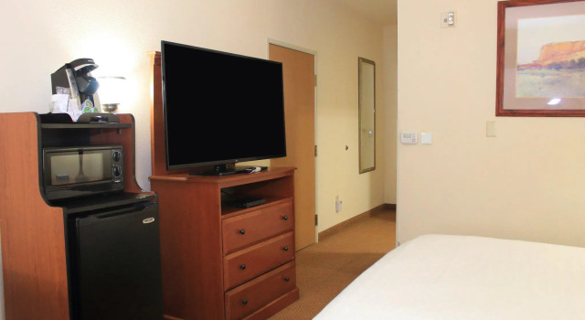 Двухместный номер Standard Holiday Inn Express & Suites Farmington Bloomfield by IHG