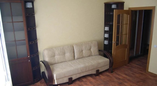 Grazhda Hotel, Varaa Hotelli Podvorki 