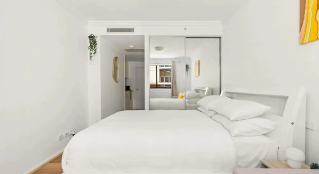 Charming Studio Apartment in the Heart of Sydney, Забронировать Апартаменты/квартира Апартаменты Сиднея, рядом с James Watkinson Reserve, Апартаменты/квартира