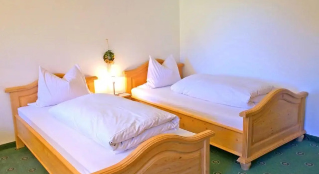 Gschwendtnerhof Wagner Appartement 7, Varaa Huoneisto Hotellit Baijeri pysäköinnillä, Pysäköinti