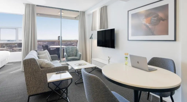 Люкс Meriton Suites Zetland