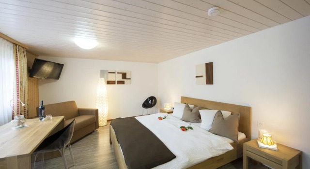 Hotel Tenne, Boek Hotel Hotels in Wallis met parkeren, Parkeren