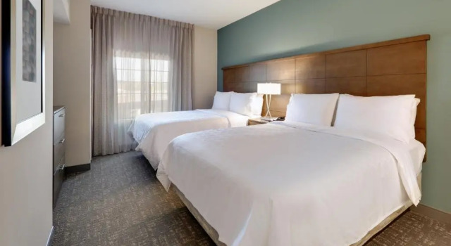 Четырёхместный люкс c 1 комнатой Staybridge Suites Oklahoma City Dwtn - Bricktown by IHG