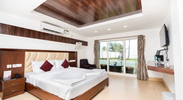 Люкс Deluxe с видом на море Shelter Beach Resort