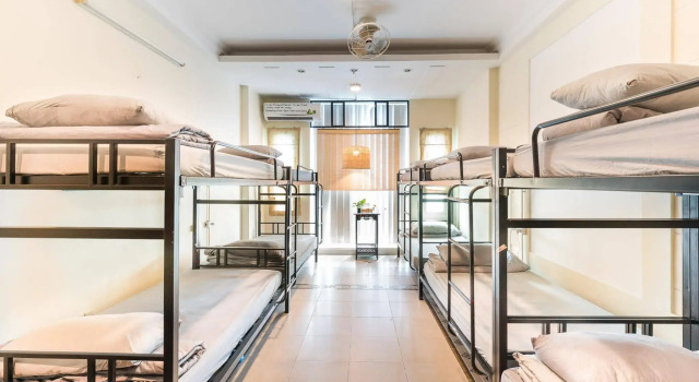 Vitamin Smiles Hostel, Забронировать Хостел Хостелы District 6, Хостел