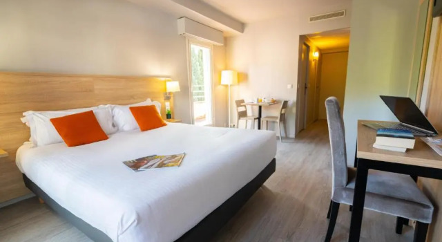 Двухместная студия Zenitude Hôtel-Résidences Le Cannet