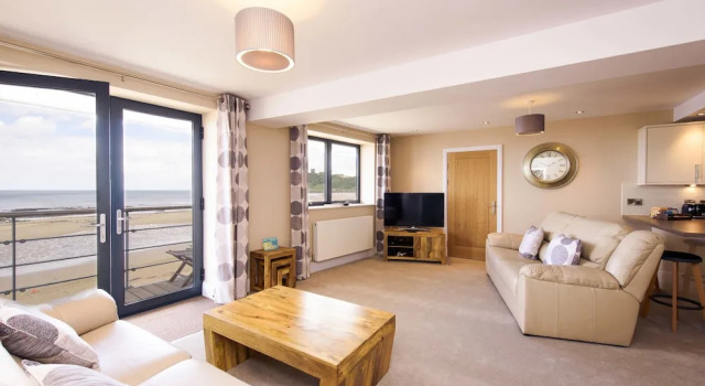 Номер Luxury Дуплекс с 3 комнатами с балконом и рядом с пляжем The Sands Sea Front Apartments