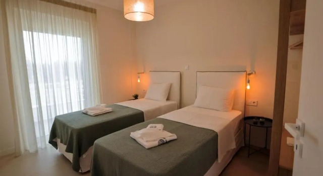 La Mer Bleue Beachfront Boutique Apartments, Rezervovat Apartmán Vrahati 