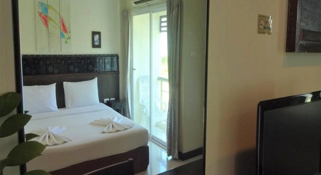 At Home Hotel & Service