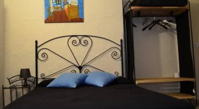 Hostal El Patio, Забронировать Отель Отели Аркос-де-ла-Фронтера с парковкой, рядом с Монастырь Мерседариас, Парковка