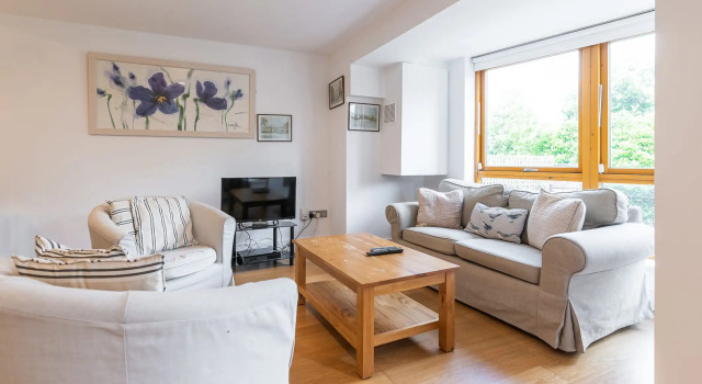 Kelston Avenue Foxrock, Rezervați Hotel Dun Laoghaire Dublin
