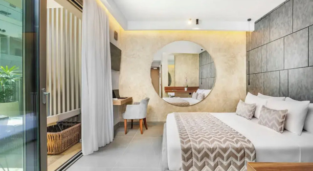 Двухместный номер Deluxe с видом на бассейн Luuks Luxury Accommodation