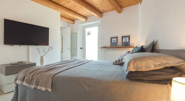 Casa Del Borgo "air & Water", Buchen Sie Hotel Maccagno Lago Maggiore