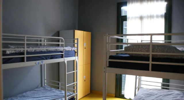 Кровать в общем номере Sleep Green - Certified Eco Youth Hostel