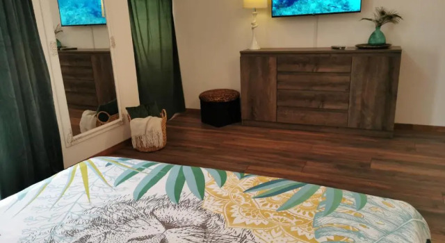 Apartments Deak, Забронировать Апартаменты/квартира Отели Макарска с парковкой, Парковка