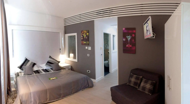 Authentic Luxury Rooms