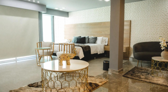 Люкс KH Hotel Boutique