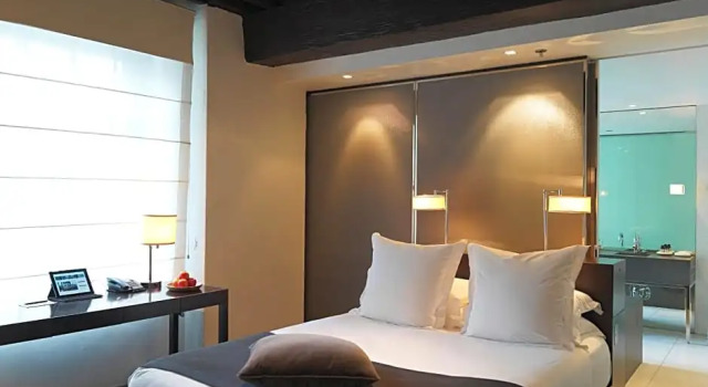 Двухместный номер Standard Дуплекс c 1 комнатой Establishment Hotel