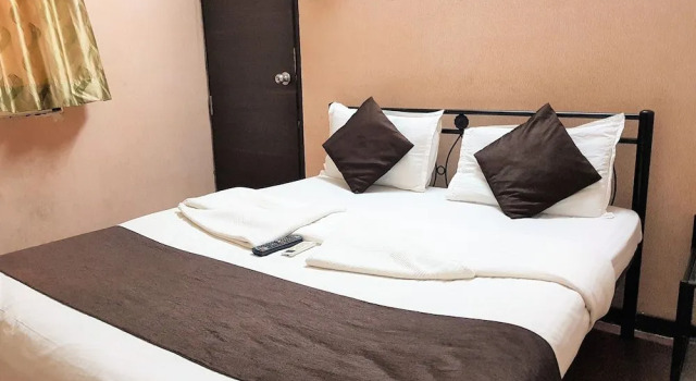 Hexa Star Residency