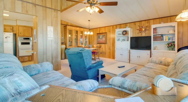 Коттедж 2 Mi to Lake Havasu: Pet-friendly Home w/ Grill!