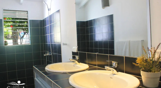 Номер Deluxe Beach Hotel Casa Nina