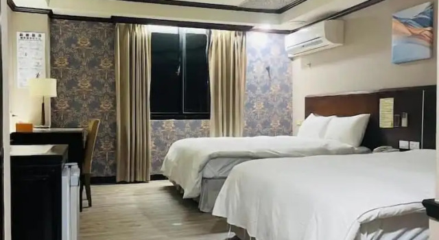 Семейный номер Standard Felicity Business Hotel