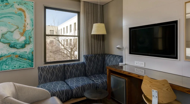 Двухместный полулюкс Protea Hotel by Marriott Cape Town Waterfront Breakwater Lodge