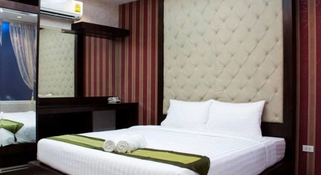 Roses Hua Hin Hotel, Rezervovat Hotel Hotely v Central Thailand s parkováním, Parkování