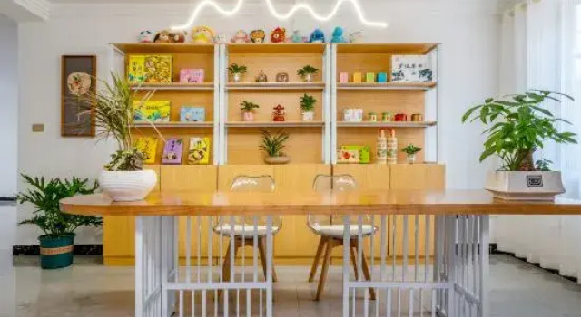 Fish House Youth Hostel, Забронировать Хостел Сяншань Гуйлинь, рядом с Автобусный вокзал Guilin - Yangshuo