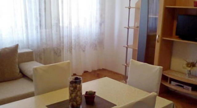 Apartments Neva, Забронировать Апартаменты/квартира Отели Бродарика с парковкой, Парковка