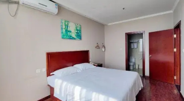 Люкс Economy GreenTree Inn Hebei Province Langfang City Shengfang Town Furniture South City South Business Hotel