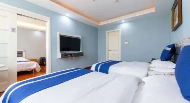 Люкс Deluxe Kaida Hotel (Lanzhou Zhangye Road Dongkou)