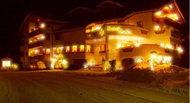 Hotel Stolz, Забронировать Отель Отели Тироля 3 звезды, 3*