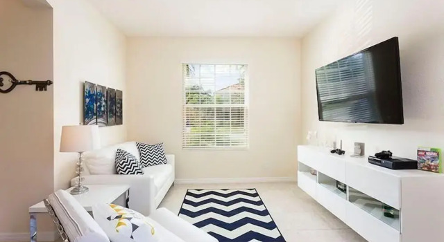 2505 Dharma Circle 6 Bedroom Home by Redawning, Rezerwuj Dom wakacyjny Hotele w Kissimmee z basenem, Basen