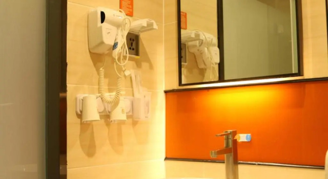 Номер Standard 7Days Premium Jinan West Railway Station Branch