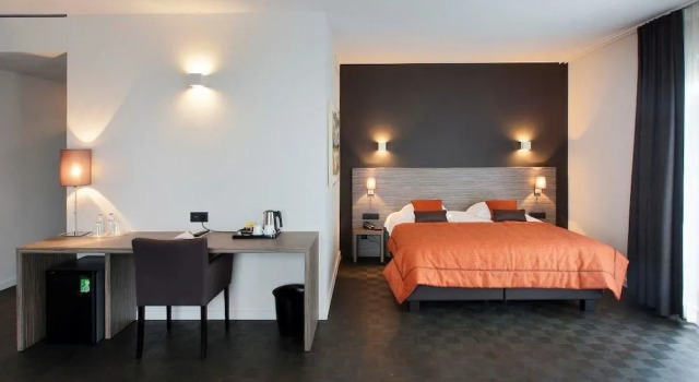Parkhotel Montreal, Buchen Sie Hotel Hotels in Antwerpen mit Parkplatz, Parkplätze