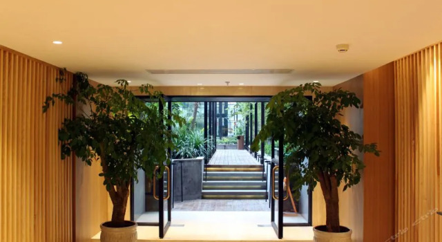 Love Life Hotel Wanda