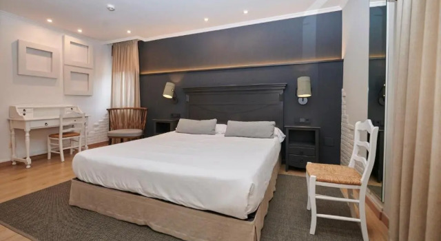 Standard Doppel Zimmer Hostal Lola