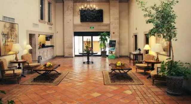 Quality Inn & Suites Saltillo Eurotel, Prenota Hotel Saltillo Coahuila