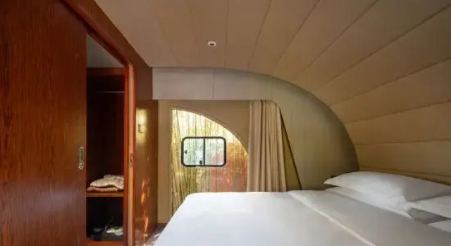 Двухместный люкс Lado Hotel