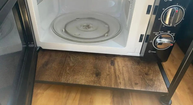Private room and bathroom with private entrance near Warwick town centre, Забронировать Отель Отели Уорикшир с парковкой, Парковка