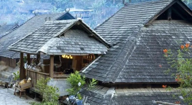 Sunset Yard, Prenota Hotel Hotel a Yunnan con parcheggio, Parcheggio
