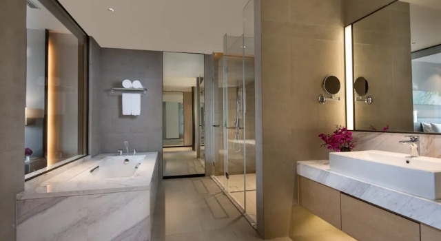 Люкс c 1 комнатой с видом на гавань Holiday Inn Nanjing Harbour by IHG