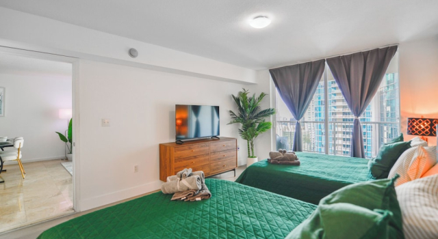 Апартаменты Brickell Bay 3318