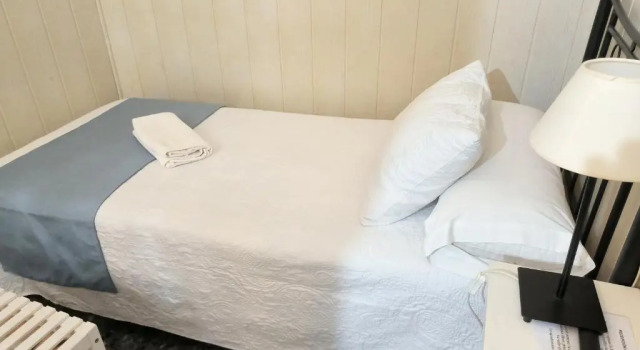 Номер Economy Pension Perez Montilla