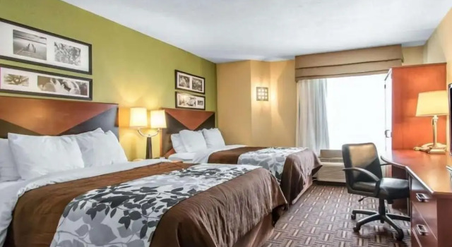 Четырёхместный номер Standard The Douillet by Demeure Hotels